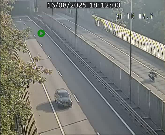 Traffic live webcam Luxembourg Kirchberg - A1 direction Luxembourg-ville - BK 7.7