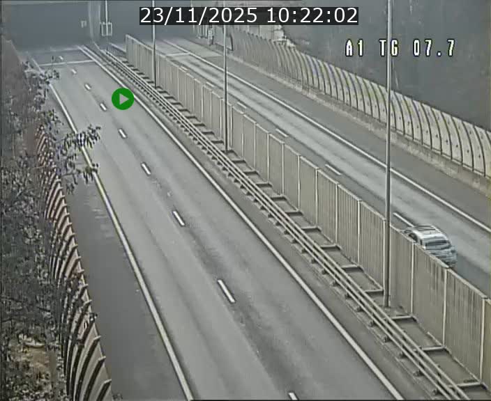 Traffic live webcam Luxembourg Kirchberg - A1 direction Luxembourg-ville - BK 7.7