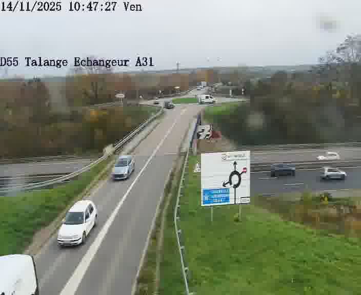 Webcam sur la D55 à Talange au niveau du pont surplombant l'A31 (sens droite-gauche vers Luxembourg). Vue orientée vers Ay-sur-Moselle.