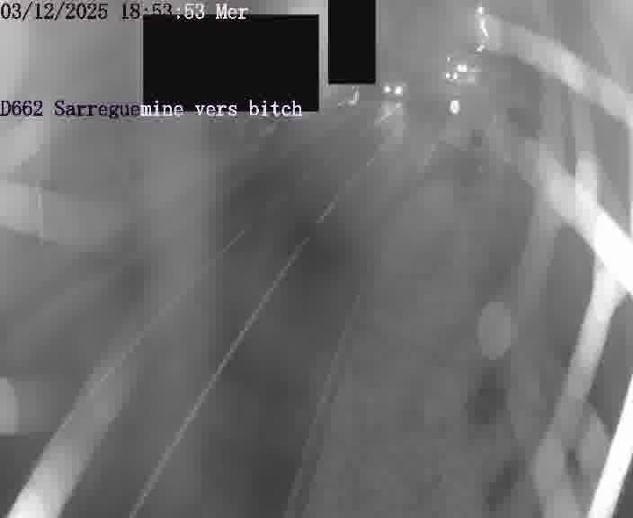 Dispositif d’observation sur D662 (France) à Sarreguemines, en direction de Bitche, offrant une visualisation fiable des conditions de circulation.