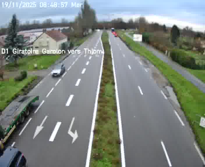 Webcam de surveillance sur D1 (France) à Ennery, cadrée vers Thionville, proposant une information routière utile aux déplacements quotidiens.