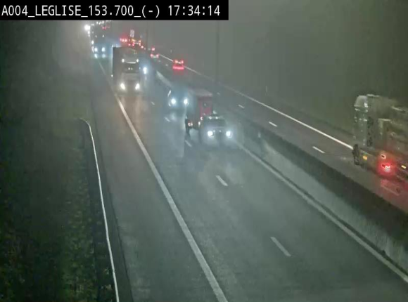 Webcam autoroute A4 (E411-E25) à Léglise, avant la jonction avec la N40. Vue orientée vers Bruxelles