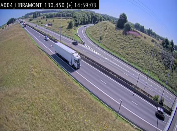 Webcam à Libramont sur l'E411 à la jonction avec la N89 menant vers Bouillon et la France. Vue orientée vers Arlon