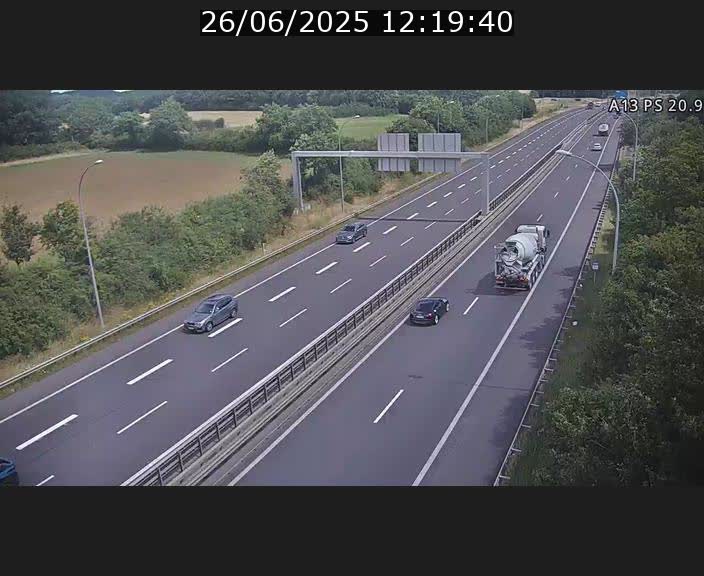 Traffic live webcam Luxembourg Croix de Bettembourg, rond-point d'Hellange - A13 direction Allemagne - BK 20.9