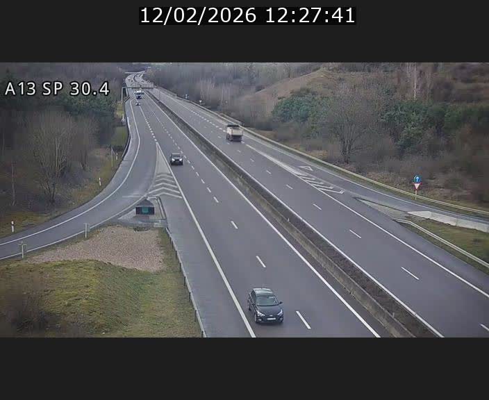 Traffic live webcam Luxembourg Altwies - A13 direction Luxembourg-ville - BK 30.4