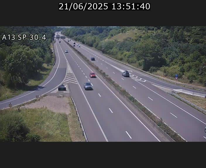 Traffic live webcam Luxembourg Altwies - A13 direction Luxembourg-ville - BK 30.4
