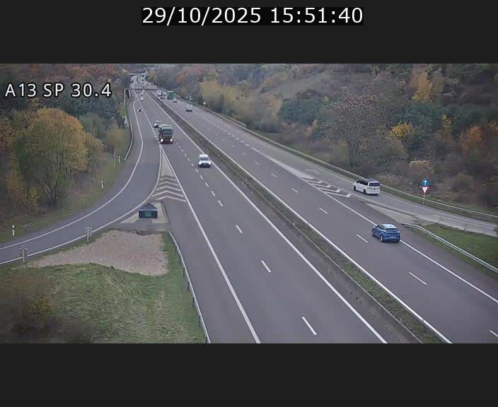 Traffic live webcam Luxembourg Altwies - A13 direction Luxembourg-ville - BK 30.4