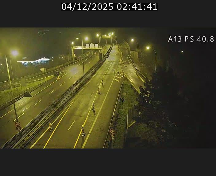 Webcam autoroute A13 à la sortie est du tunnel Markusbierg à Schengen. Vue sur le pont de la Moselle, vers l'Allemagne