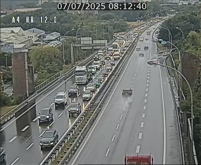Traffic live webcam Luxembourg Jonction Foetz - A4 - BK 12.0 - direction Esch sur Alzette