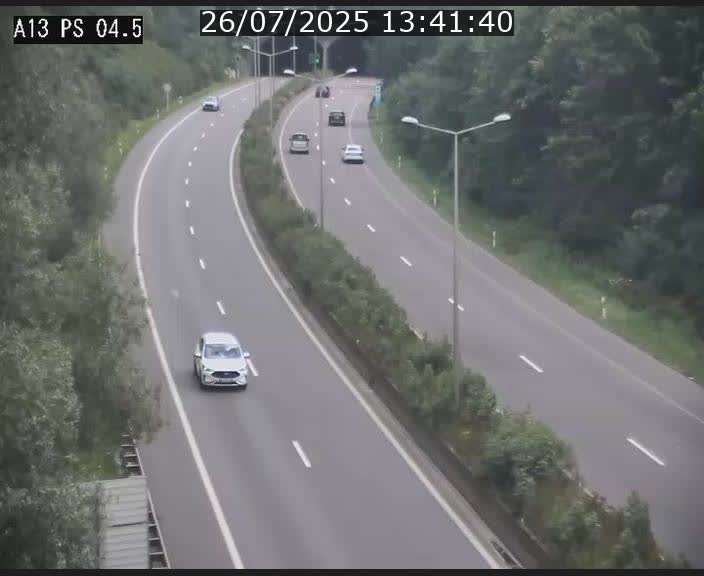 Traffic live webcam Luxembourg Differdange - A13 direction Esch-sur-Alzette - BK 4.5