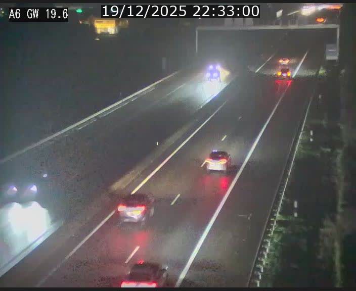 Traffic live webcam Luxembourg - Steinfort - A6 - BK 19.6 - direction Belgique