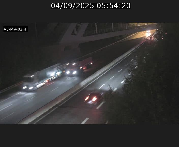 Webcam autoroute de la France (A3) au Luxembourg à Fentange, à proximité de la Croix de Gasperich. Vue orientée vers la Cloche d'Or