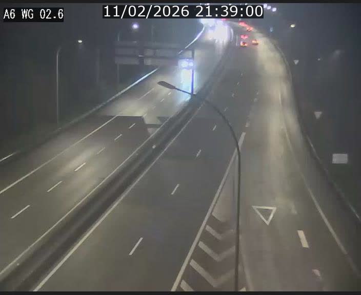 Traffic live webcam Luxembourg Croix de Cessange - A6 - BK 2.6 - direction France/Allemagne