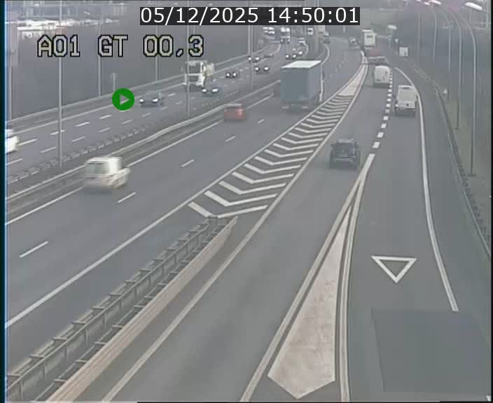 Traffic live webcam Luxembourg Croix de Gasperich - A1 direction Kirchberg - BK 0.3