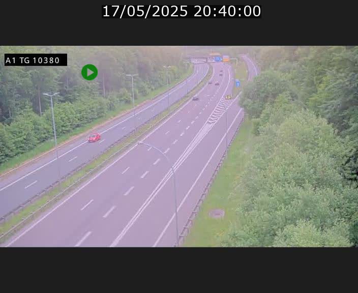 Traffic live webcam Luxembourg Senningerberg - A1 direction Luxembourg Kirchberg - BK 10.3