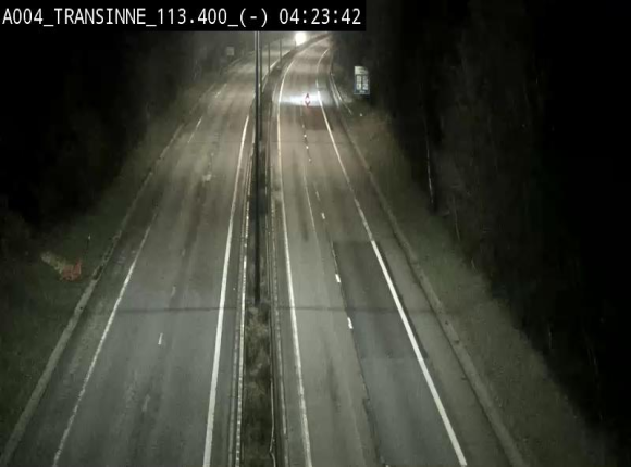 Caméra trafic E411 (A4) - Transinne direction Namur - BK 113.425