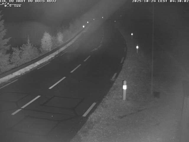 Webcam à 406 mètres d'altitude au niveau du col du haut du bois sur la RD32
