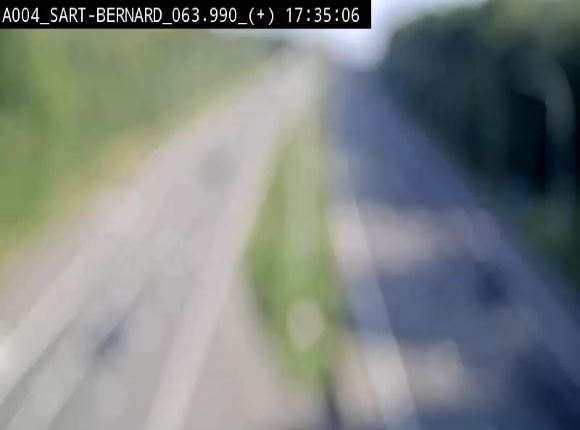 Webcam sur l'E411 à hauteur de la jonction avec la N4 à la sortie de Namur. Vue orientée vers Luxembourg
