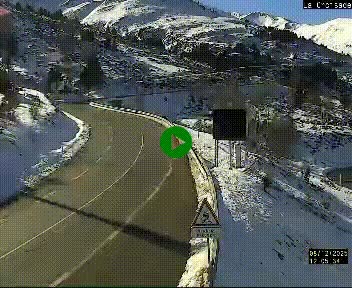 Webcam au carrefour de la croisade, à la jonction entre la N22 et la N320, avant le poste de douane franco-andorrane. Webcam à 1790 mètres d'altitude