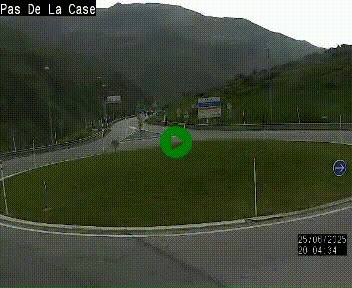 Webcam sur la N22 au niveau du poste frontière entre la France et Andorre à proximité de Pas de la Case à plus de 2000 mètres d'altitude