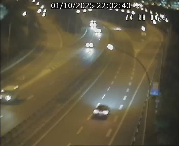 Traffic live webcam Luxembourg Leudelange - A4 - BK 4.9 - direction Luxembourg