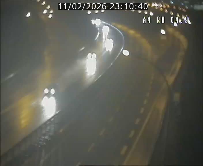 Traffic live webcam Luxembourg Leudelange - A4 - BK 4.9 - direction Luxembourg