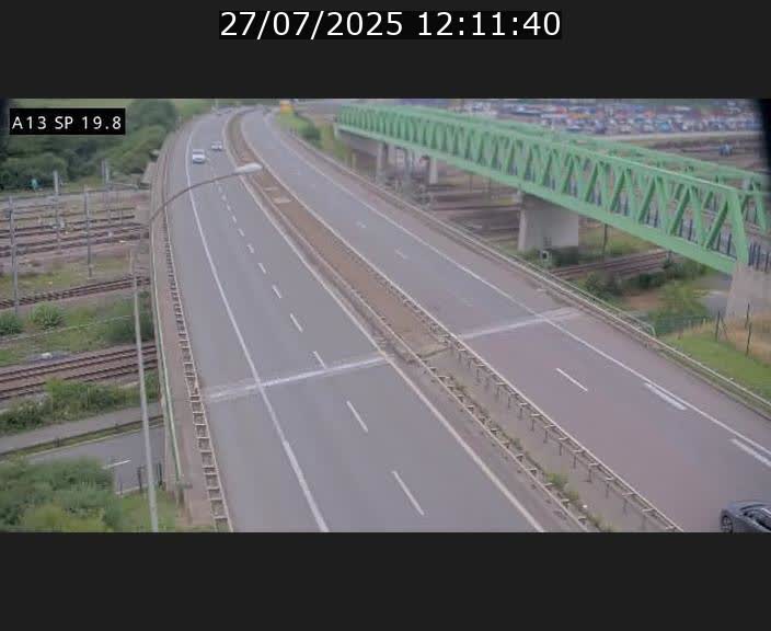 Traffic live webcam Luxembourg Croix de Bettembourg - A13 direction Esch-sur-Alzette - BK 19.8