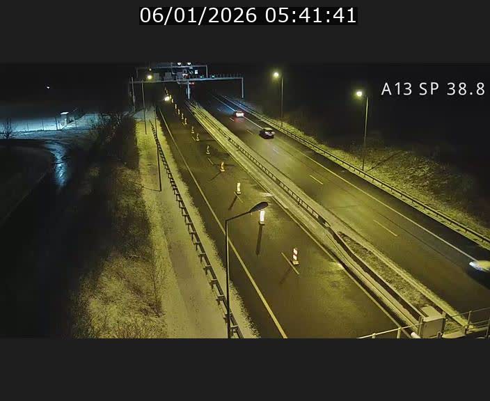 Webcam autoroute A13 à l'entrée ouest du tunnel Markusbierg à Schengen. Vue orientée vers le tunnel et l'Allemagne
