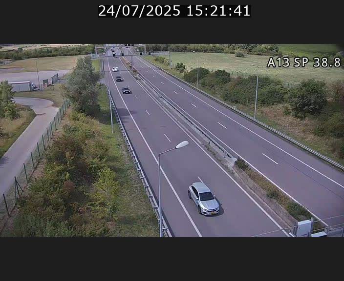 Webcam autoroute A13 à l'entrée ouest du tunnel Markusbierg à Schengen. Vue orientée vers le tunnel et l'Allemagne