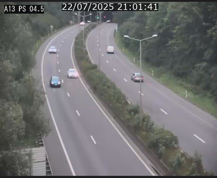 Traffic live webcam Luxembourg Differdange - A13 direction Esch-sur-Alzette - BK 4.5