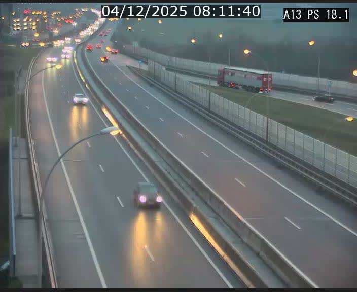 Traffic live webcam Luxembourg Dudelange - A13 direction Croix de Bettembourg - BK 18.1