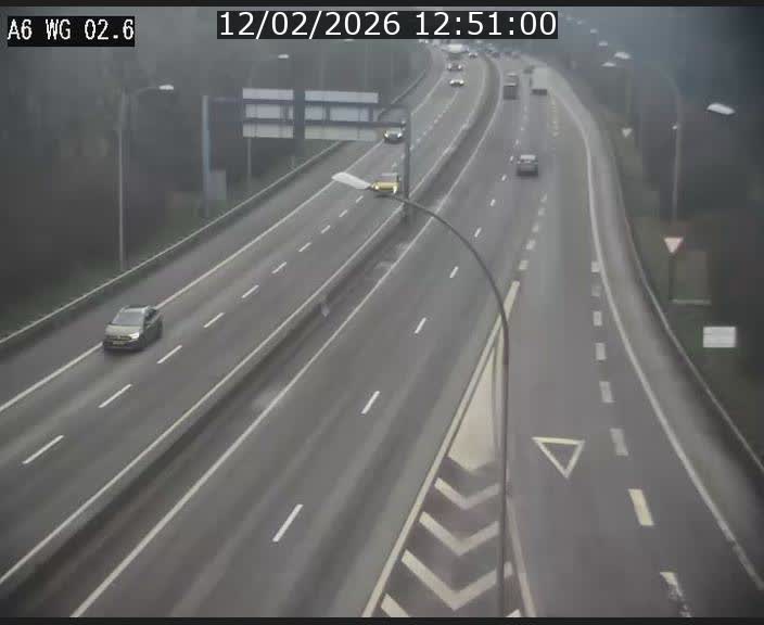 Traffic live webcam Luxembourg Croix de Cessange - A6 - BK 2.6 - direction France/Allemagne