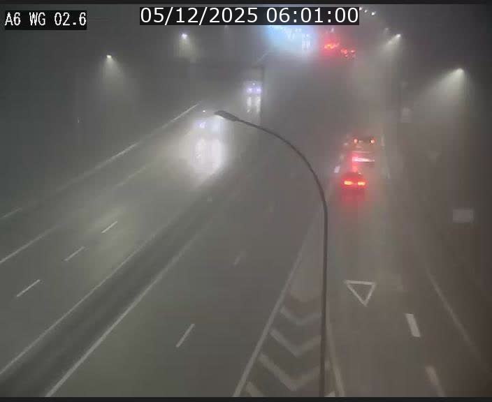 Traffic live webcam Luxembourg Croix de Cessange - A6 - BK 2.6 - direction France/Allemagne