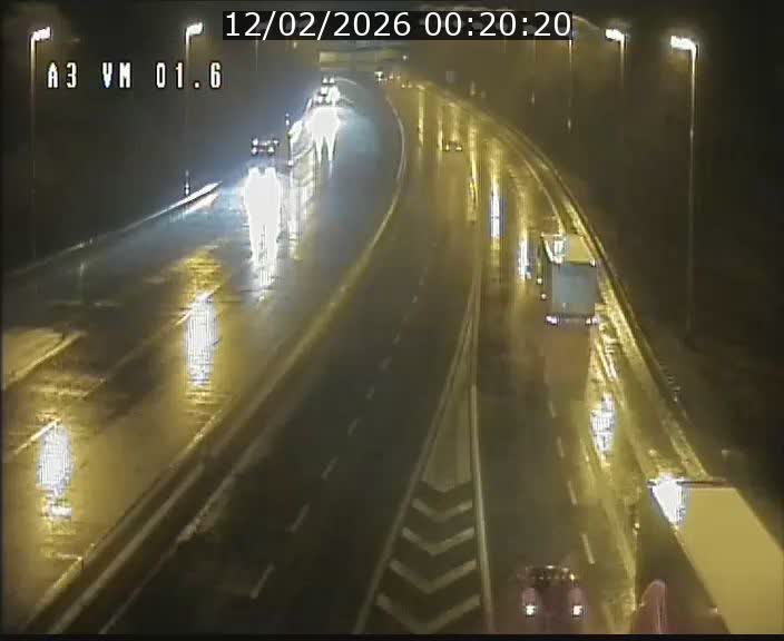 Traffic live webcam Luxembourg - Croix de Gasperich - A3 - BK 1.6 - direction France/Aire de Berchem