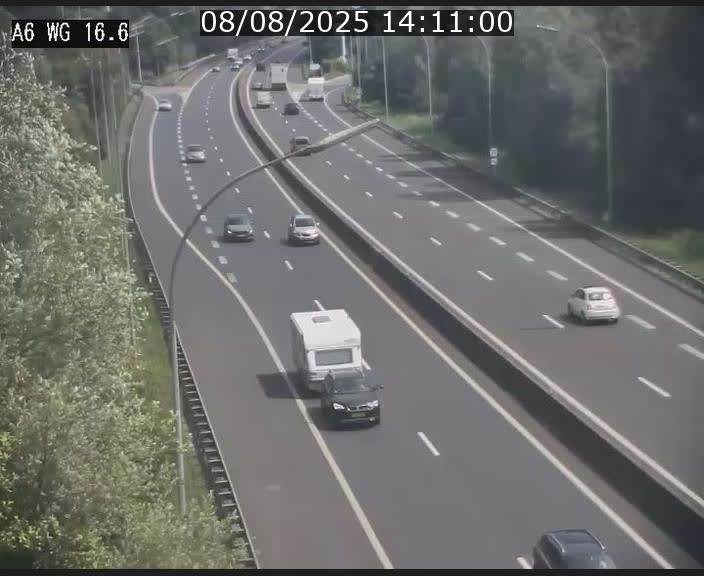 Traffic live webcam Luxembourg Aire de Capellen - A6 - BK 16.6 - direction Luxembourg/France/Allemagne