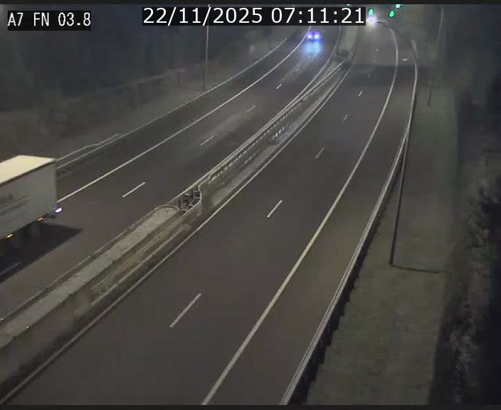Caméra autoroute Luxembourg A7 - Passage à gibier Rëngelbour - direction Tunnel Stafelter
