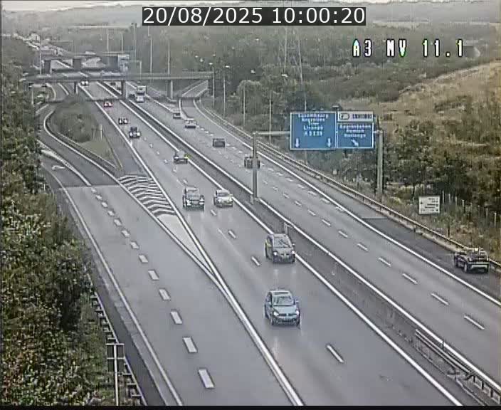 Traffic live webcam Luxembourg Croix de Bettembourg A3 - BK 11.1 - direction Luxembourg-ville