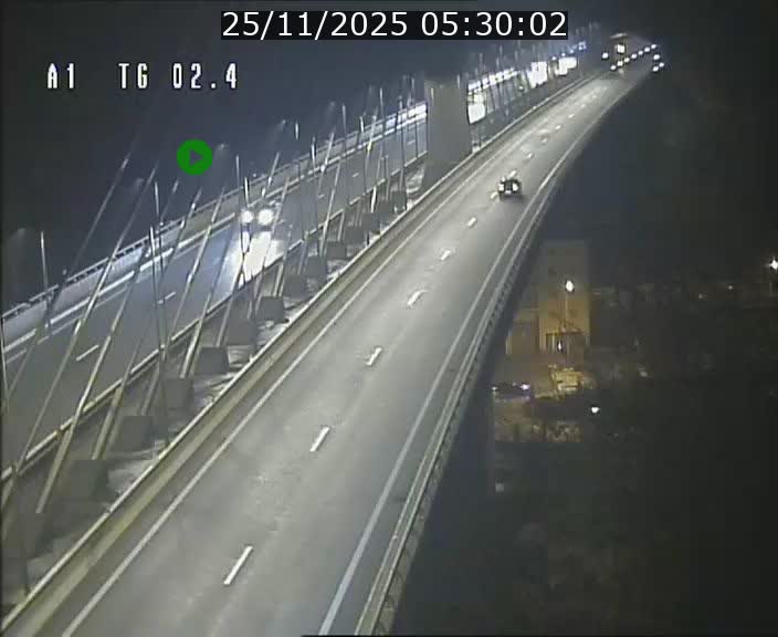 Traffic live webcam Luxembourg Sandweiler - A1 direction Luxembourg-ville - BK 2.4
