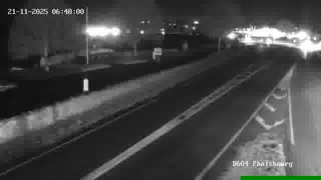 Webcam de surveillance sur D604 (France) à Phalsbourg, cadrée vers Phalsbourg, proposant une information routière utile aux déplacements quotidiens.