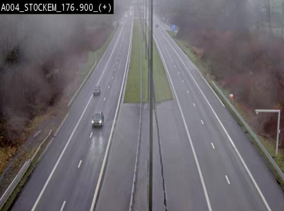 Webcam au-dessus de l'E411 sur la N83 à hauteur de la sortie Stockem. Vue orientée vers Arlon