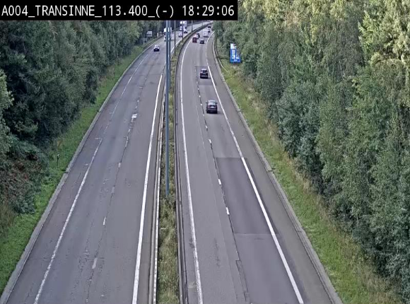 Caméra trafic E411 (A4) - Transinne direction Namur - BK 113.425