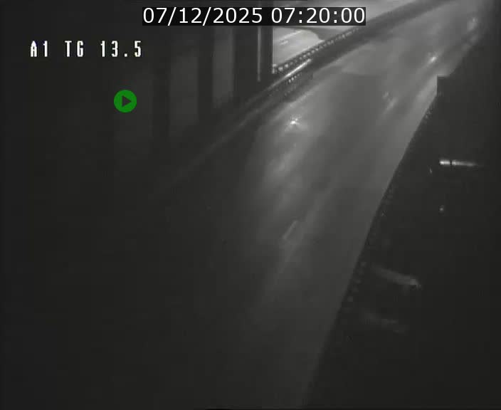 Traffic live webcam Luxembourg Senningen - A1 direction Luxembourg - BK 13.5