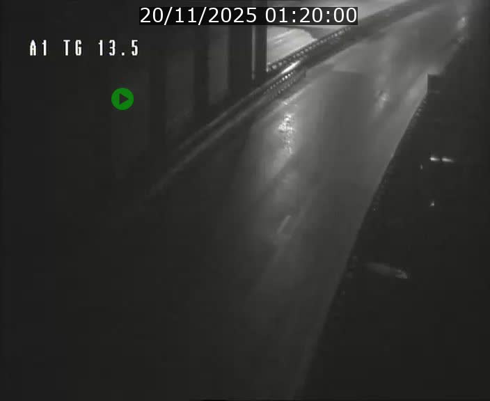 Traffic live webcam Luxembourg Senningen - A1 direction Luxembourg - BK 13.5