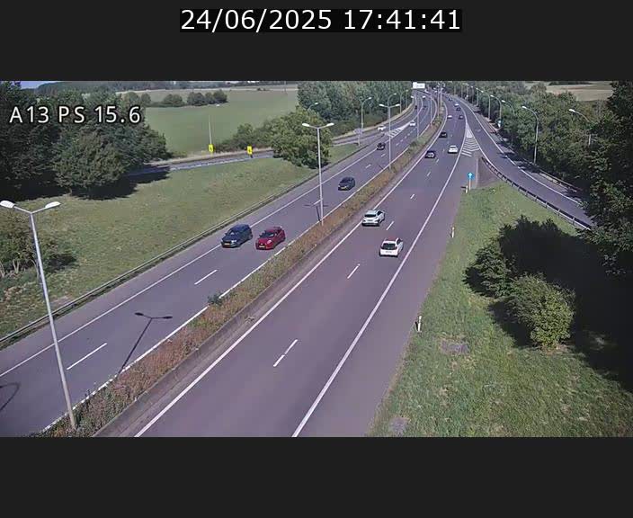 Traffic live webcam Luxembourg Kayl - A13 direction Dudelange - BK 15.6