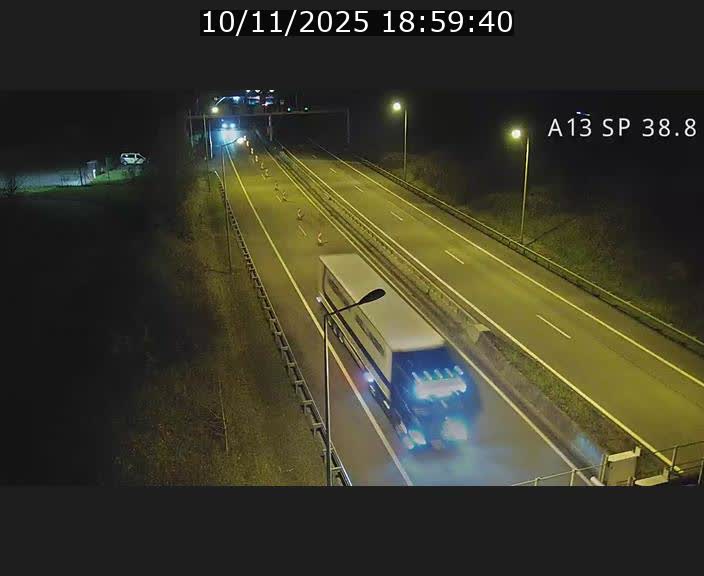 Webcam autoroute A13 à l'entrée ouest du tunnel Markusbierg à Schengen. Vue orientée vers le tunnel et l'Allemagne