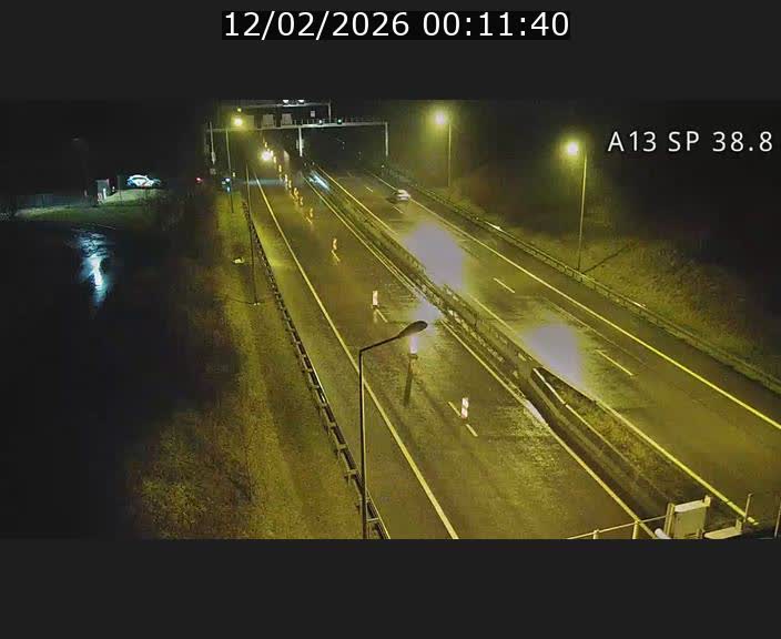 Webcam autoroute A13 à l'entrée ouest du tunnel Markusbierg à Schengen. Vue orientée vers le tunnel et l'Allemagne