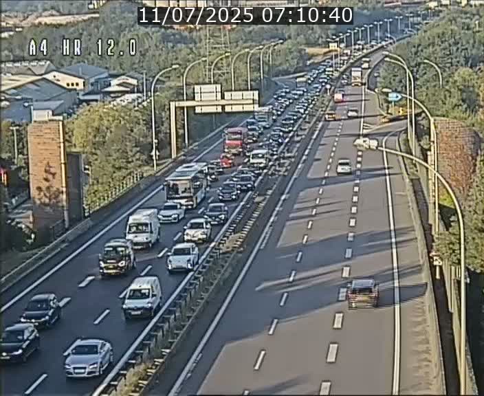 Traffic live webcam Luxembourg Jonction Foetz - A4 - BK 12.0 - direction Esch sur Alzette