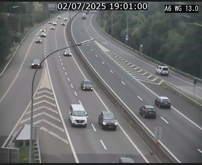 Traffic live webcam Luxembourg Mamer - A6 - BK 13 - direction Luxembourg/France/Allemagne