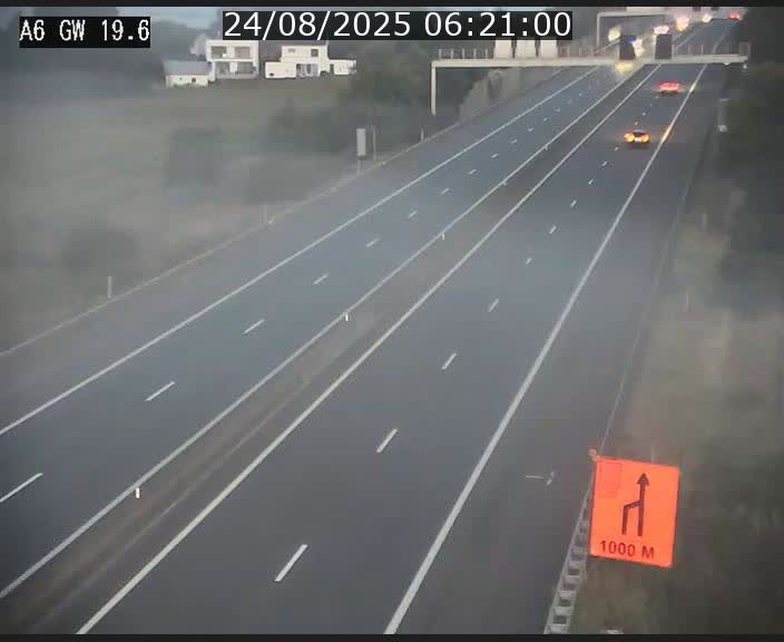 Traffic live webcam Luxembourg - Steinfort - A6 - BK 19.6 - direction Belgique