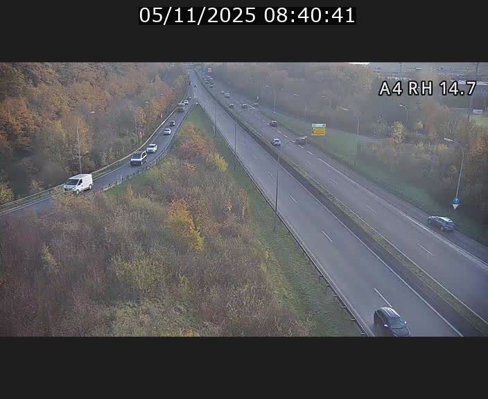 Traffic live webcam Luxembourg Jonction Lankelz - A4 - BK 14.7 - direction Luxembourg